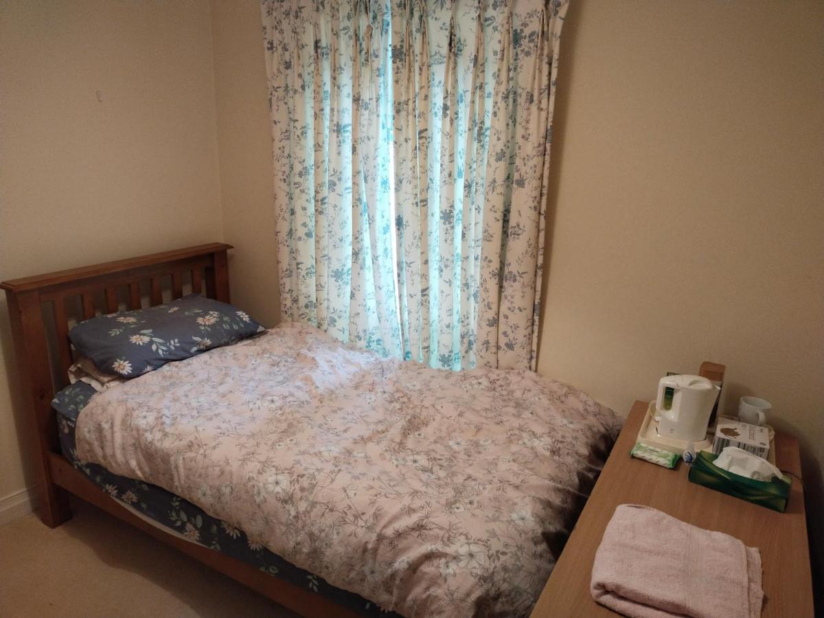 Crescent Apartments Homestay 科克 外观 照片