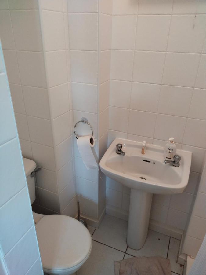 Crescent Apartments Homestay 科克 外观 照片