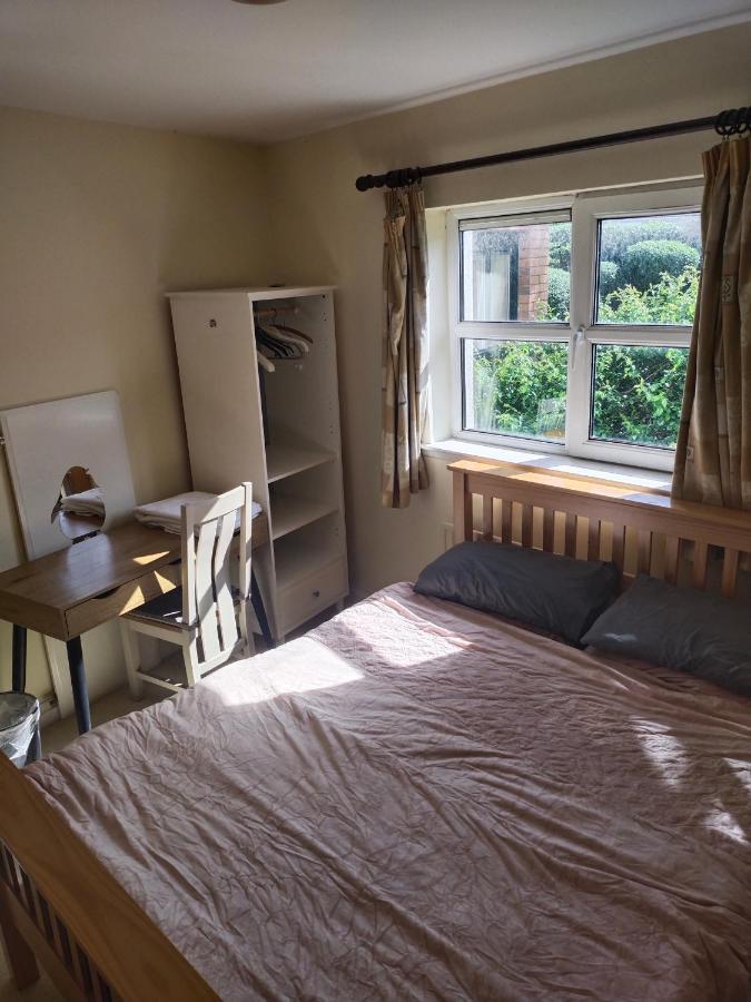 Crescent Apartments Homestay 科克 外观 照片