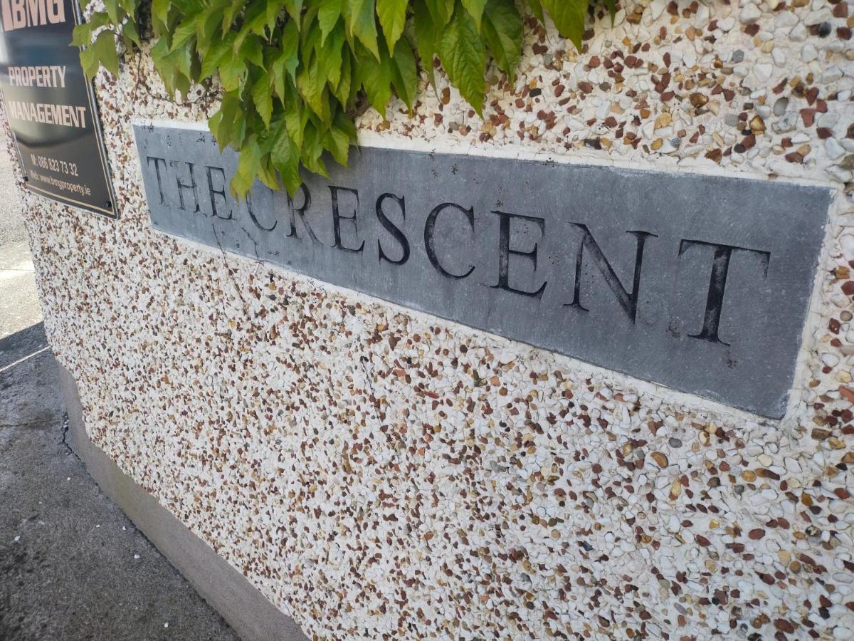Crescent Apartments Homestay 科克 外观 照片
